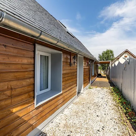 Chez Lea - Maison Familiale Pour 6 Avec Jardin Nyaraló *
